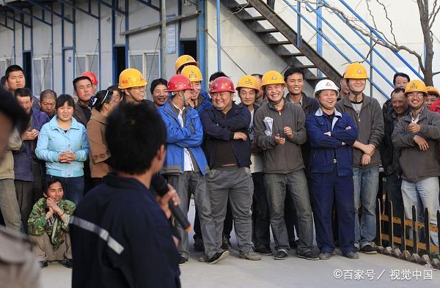 农民工过年回家老板拖欠工资?三种方法帮你处理,一个人都跑不了