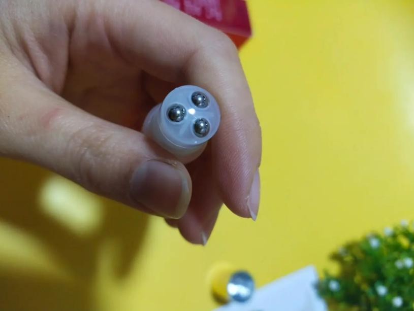 欧莱雅头皮控油洗发膏测评分析,欧莱雅敏感头皮修护精华液