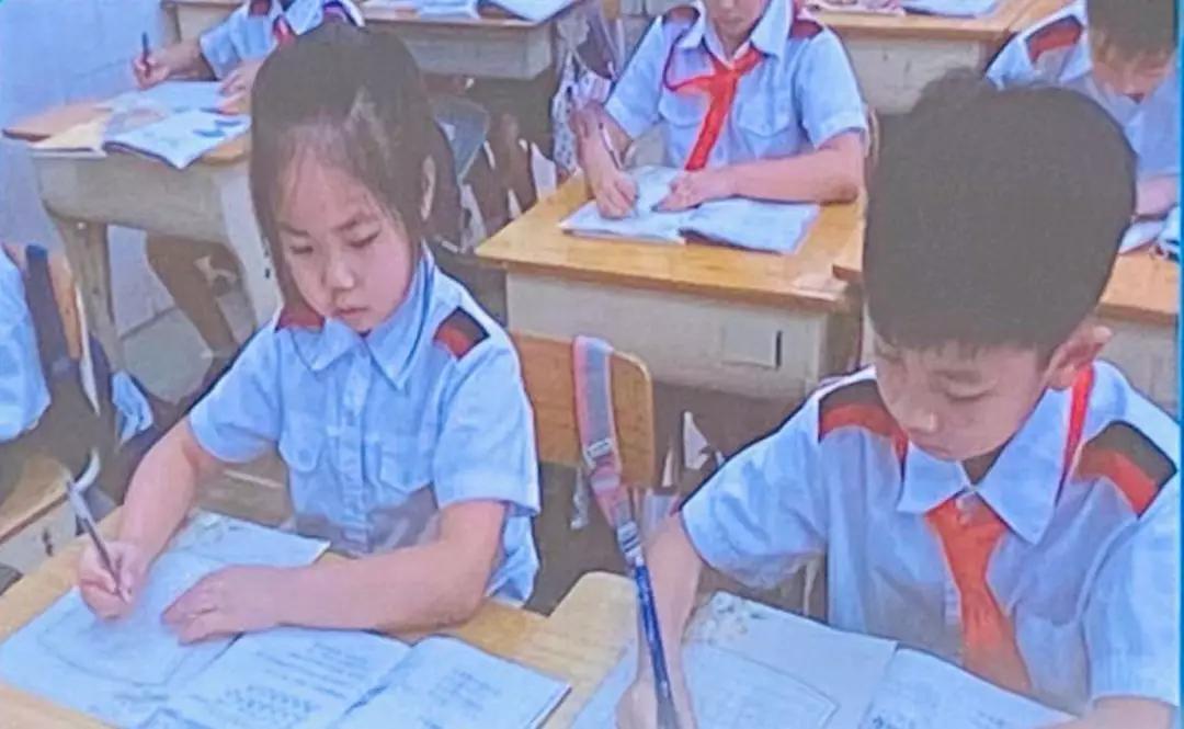 5岁男孩近视100度还能恢复吗,五岁男娃1000度近视