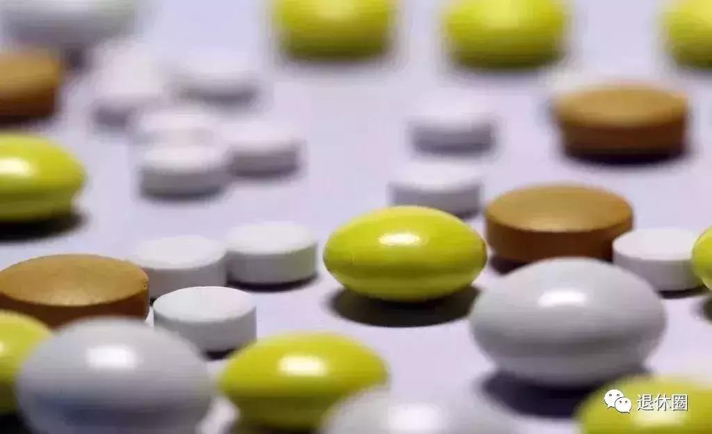 药盒上没有国药准字可以买吗,药盒上有这四个字千万别买