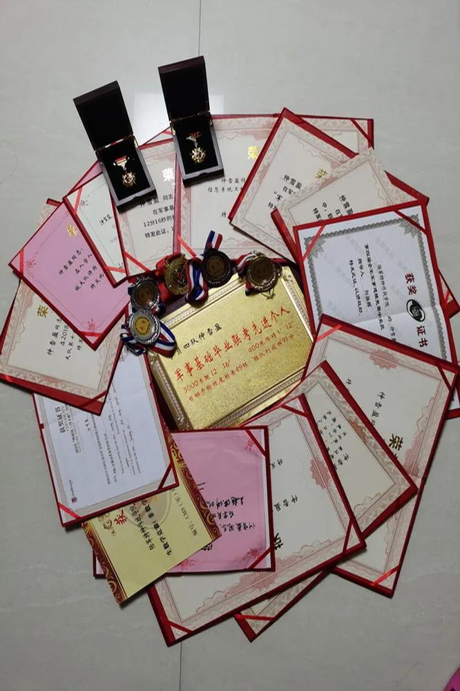 从仪仗女兵到特战尖兵，“一道杠”仲雪盈太牛了！