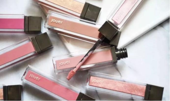 推荐一款不掉色又平价的口红,不吃土的口红色号推荐