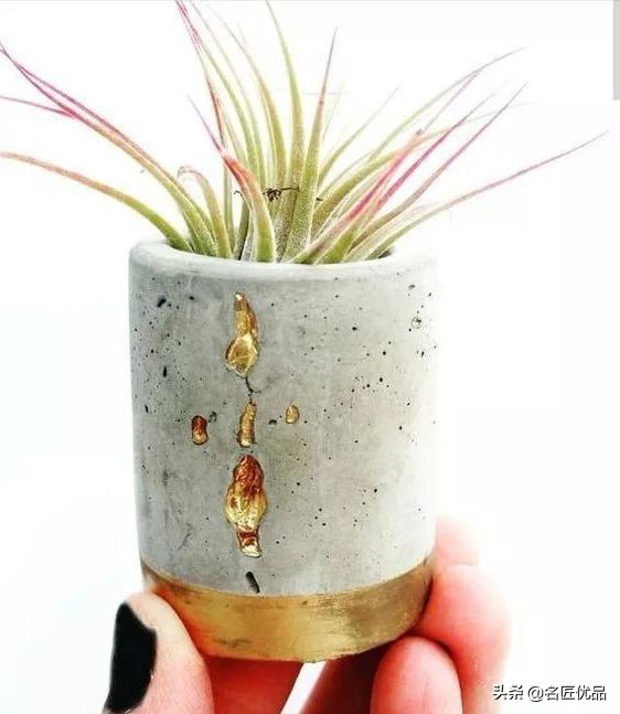 塑料旧手套,新买的手套被塑料和铁连在一起