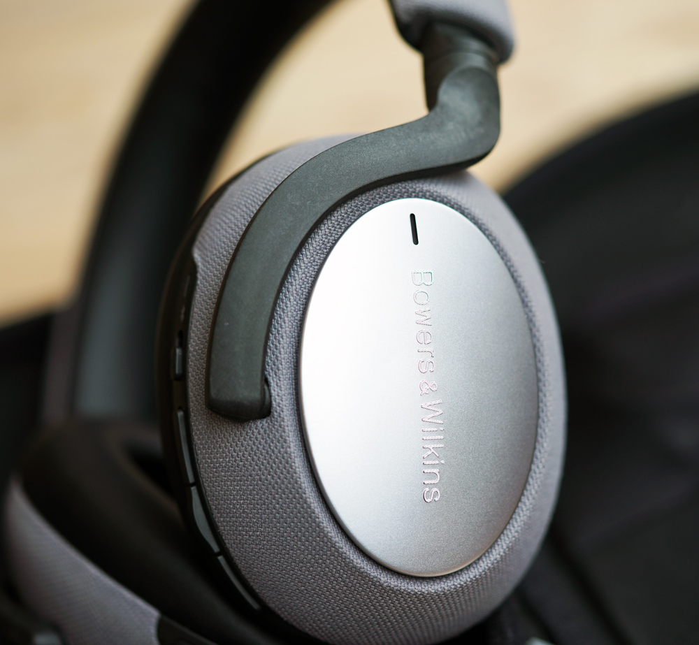 bose蓝牙降噪耳机测评,bose与索尼降噪耳机