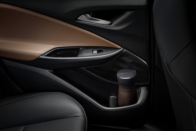 雪佛兰科沃兹18年1.5l自动配置,19年雪佛兰科沃兹1.5自动高配配置