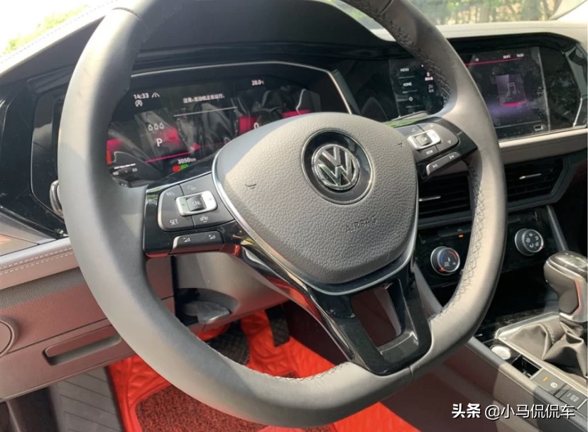 思域速腾哪个更值得买,现在的思域好还是新速腾好