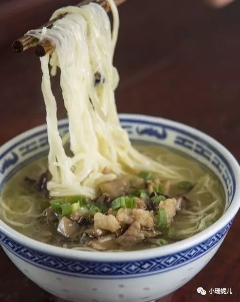 推荐！10家适合亲朋好友组团拔草的餐厅！