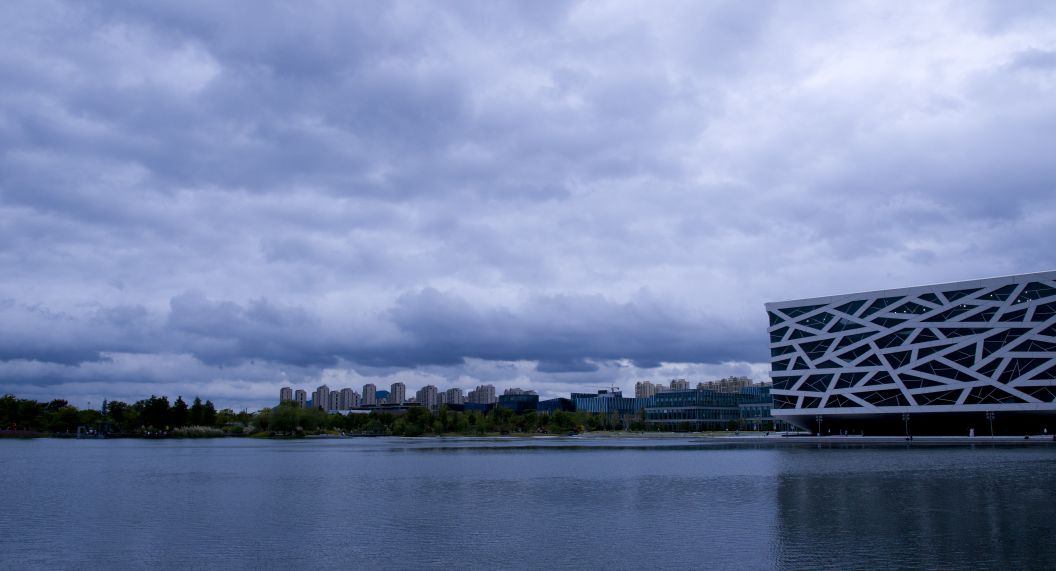 尼康d700怎么拍视频教程,尼康d700带手柄效果如何