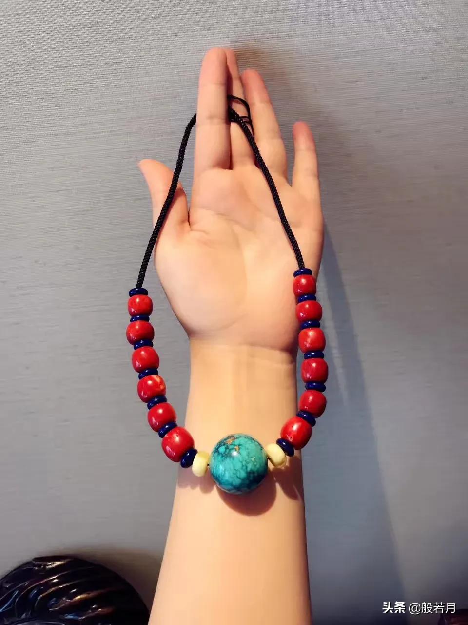 天这么热，求求你看你的宝石一眼