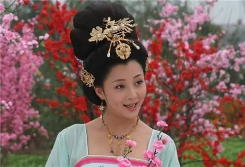 杨贵妃为什么吃不着荔枝,杨贵妃吃荔枝是怎么运到长安的