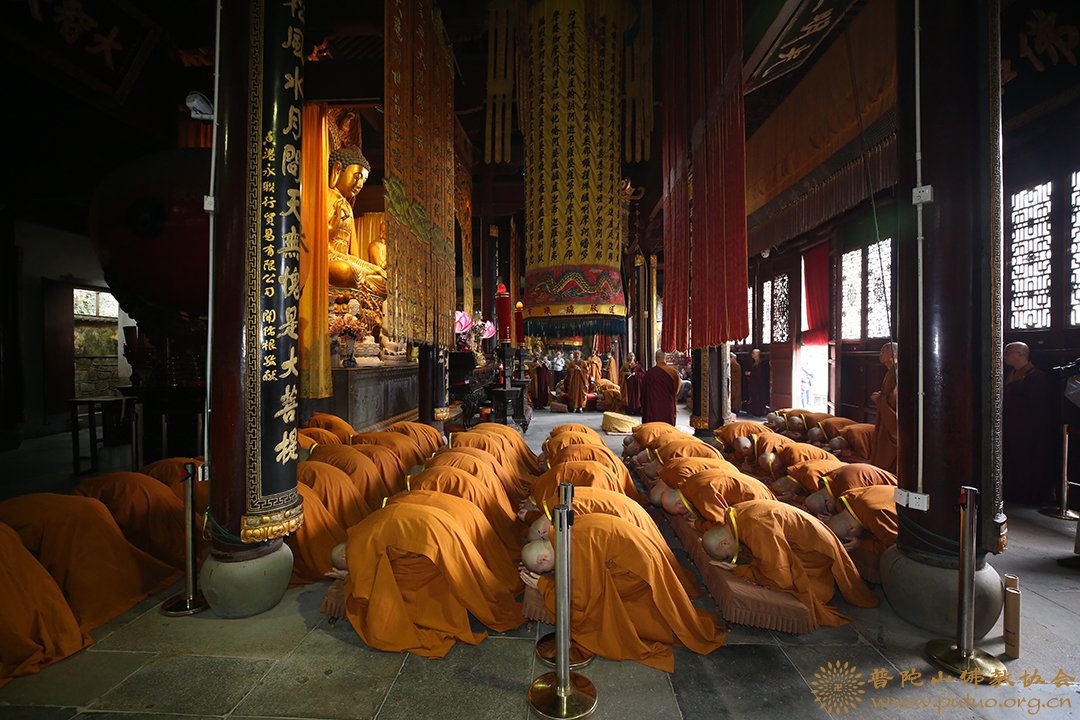 探寻古建筑视频,普陀山梵音古洞建筑风格