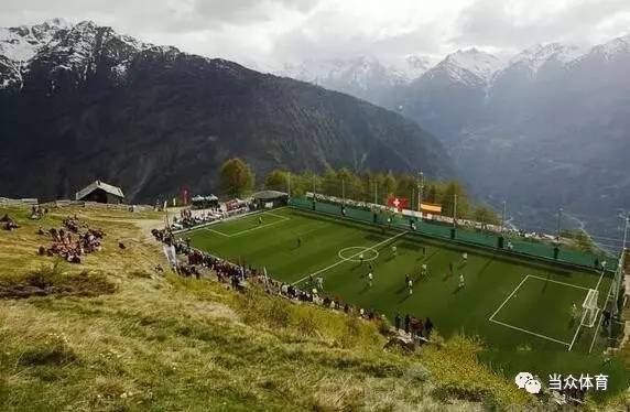 我曾经跨过山和大海图,我曾经跨过山和大海踢球