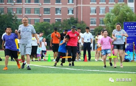 胡葆森捐款郑州大学,胡葆森搞足球多少年了