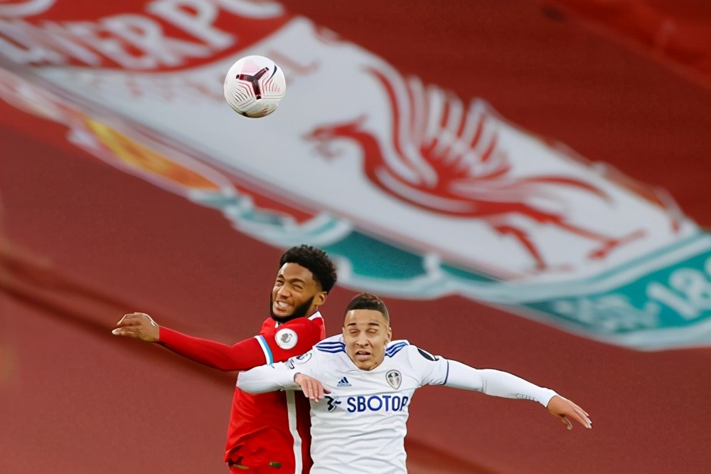 疯狂逼抢，疯狂奔跑！疯子贝尔萨的疯狂体系，是怎样支棱起来的？