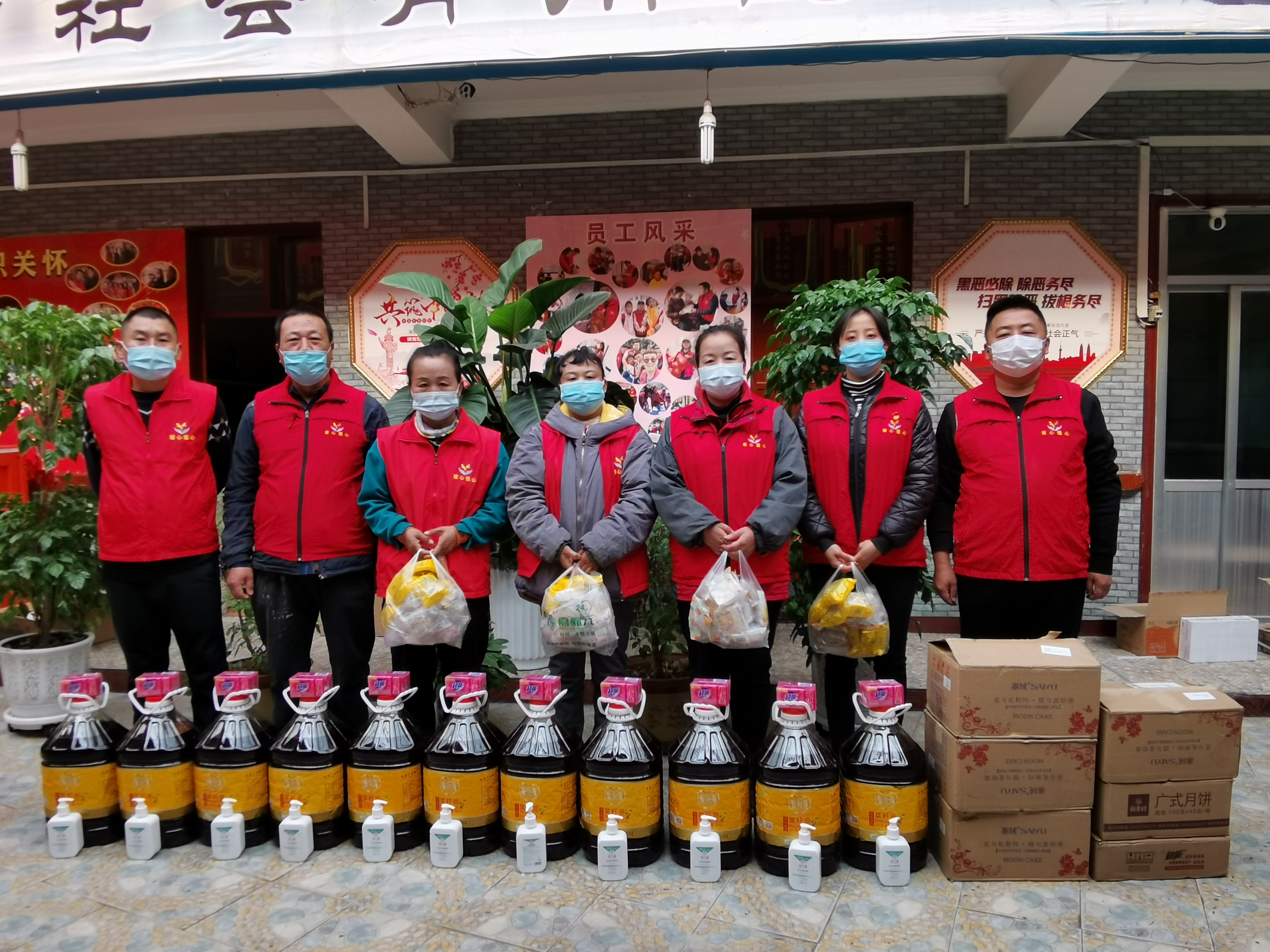 抗疫一线优秀志愿者先进事迹材料,坚守在抗疫一线志愿者暖心故事