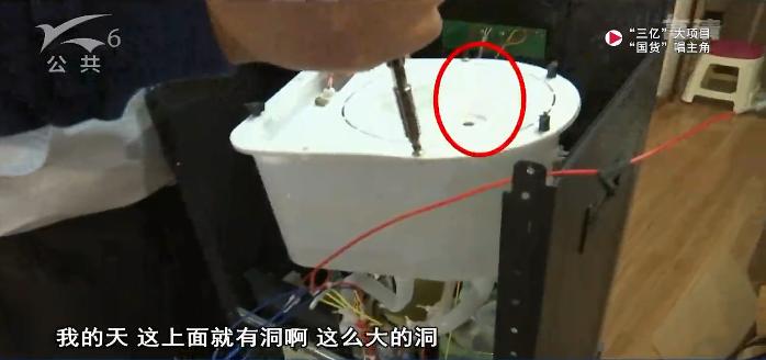 饮水机里全是蟑螂,饮水机里有蟑螂水还可以喝吗