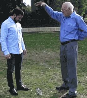 科普张姿势动图：感觉自己姿势又涨了100点