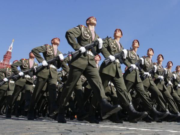 俄罗斯旅游设施近期将逐步“解禁”，胜利日庆典、修宪公投或下月同日举行