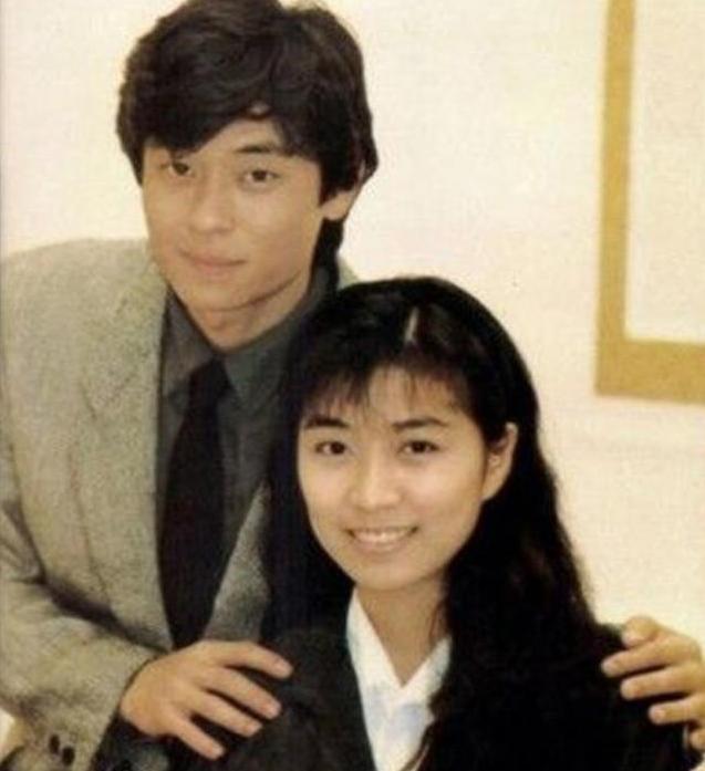 王杰被毒嗓子是真是假,王杰被毒哑之谜