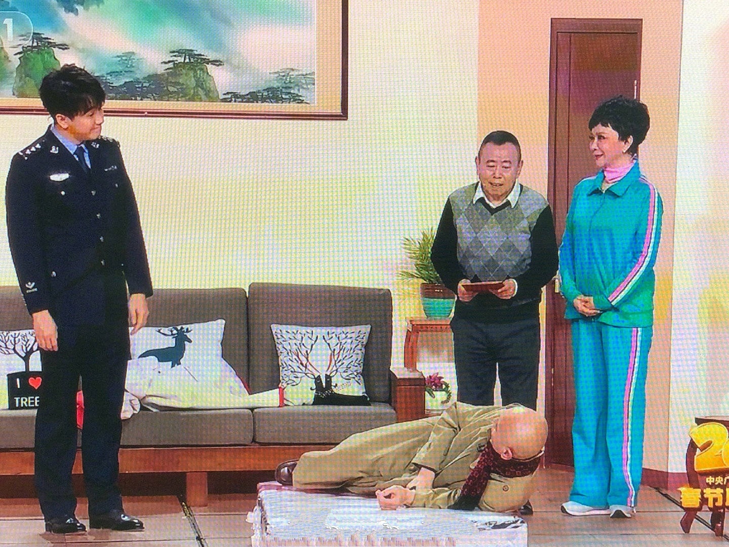 春晚新鲜段子已出炉，除夕夜段子手也没有停止搞笑的步伐