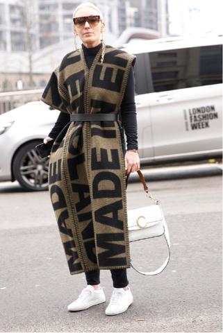 冬季穿搭女围巾高级感,时尚围巾女款爆款2022新款冬季