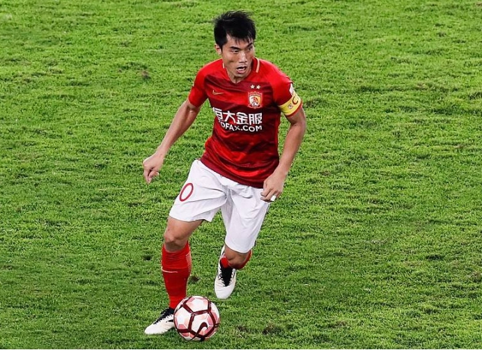 郑智为国家队做的最后一点贡献,郑智一人兼3职创造中国足坛历史