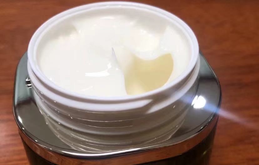 适合45到50岁女性的平价护肤品,50岁抗皱纹最好的护肤品平价