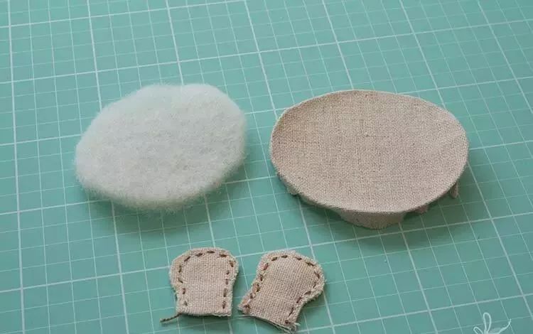 旧衣服制作宝宝口水兜,手工制作婴儿围嘴用品教程