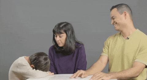 面对恶魔该怎样,面对残酷的现实该如何保护孩子