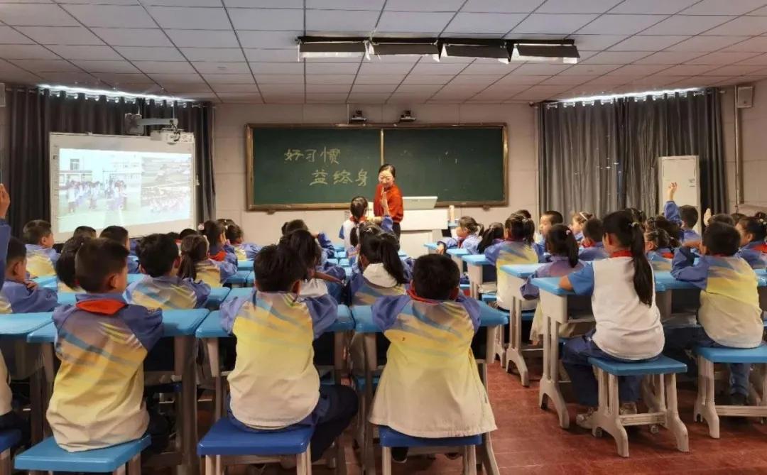 树魂立根务实前行延川县城关小学2020——2021学年度第一学期工作总结