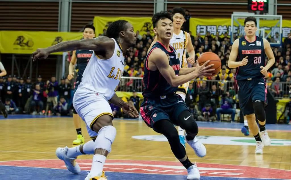 打破偏见的少年|奔跑吧徐中锋