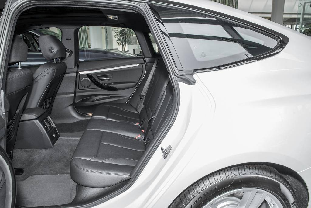 9万公里的宝马3系gt值得买吗,2018年的宝马3系gt能买吗