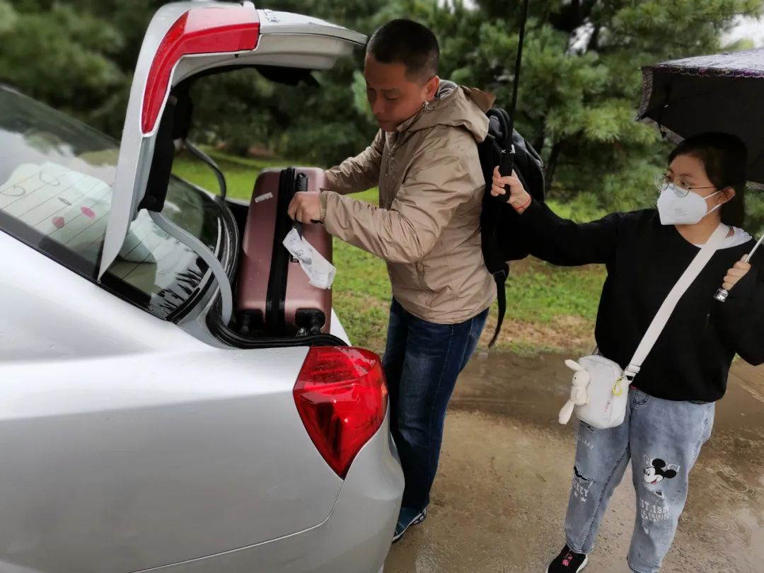 绿岛“背影”|这些瞬间，因为有你而更温暖难忘！