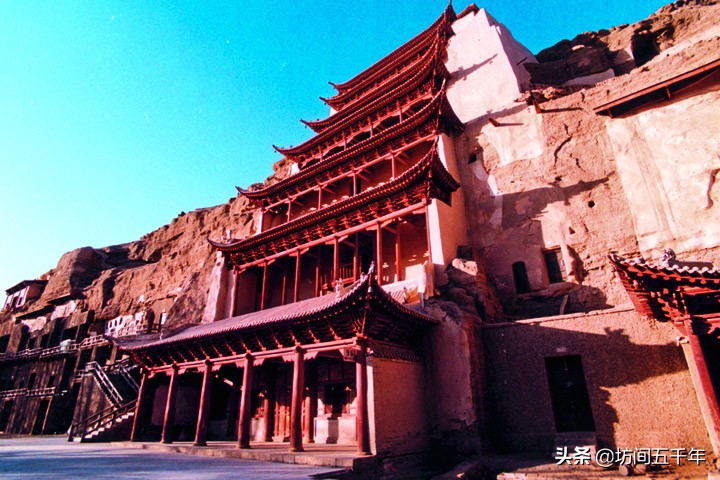 甘肃张掖敦煌莫高窟嘉峪关玉门关,玉门关遗址到敦煌莫高窟多远