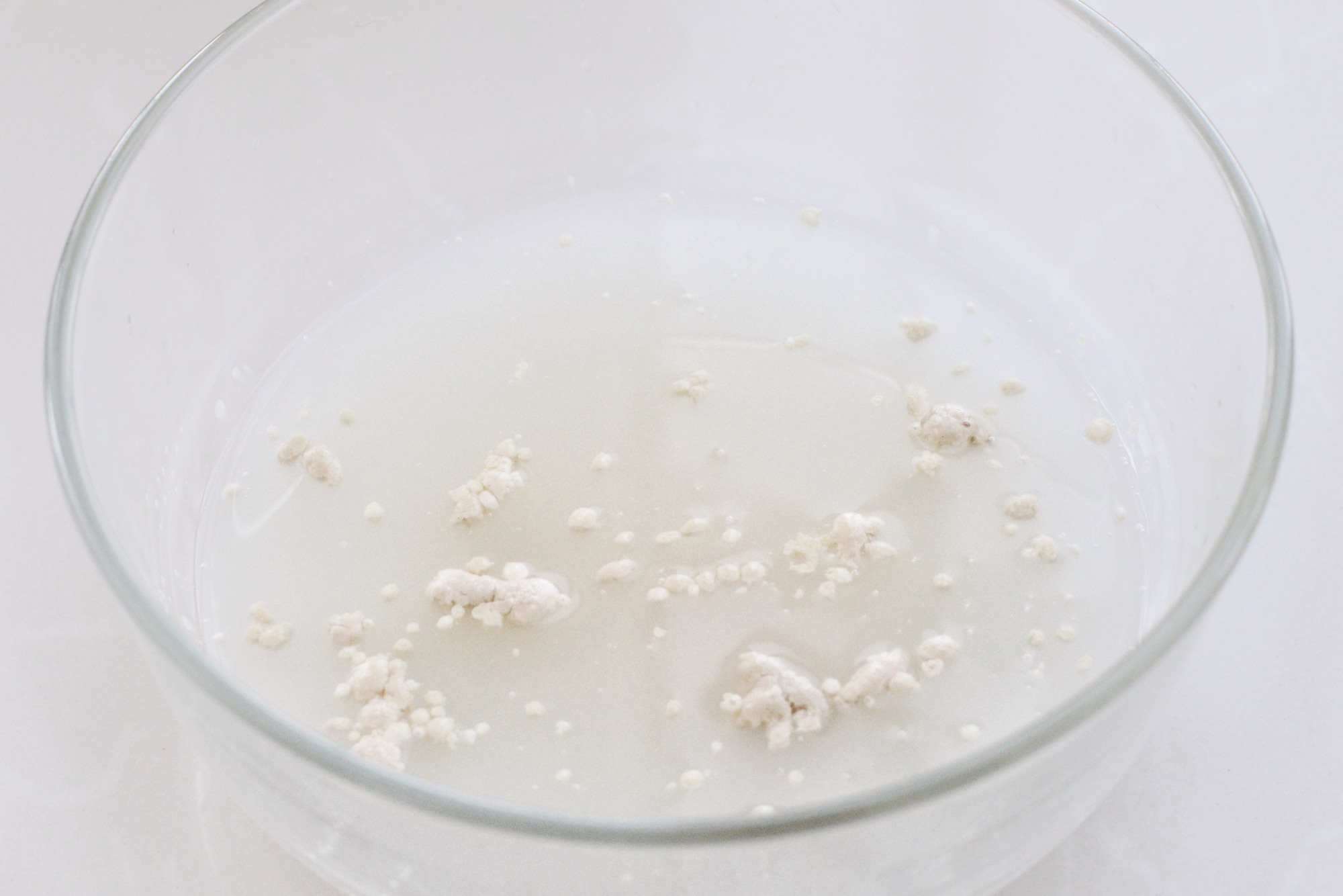 做面包免揉手套膜的方法,不用揉面出手套膜的面包做法