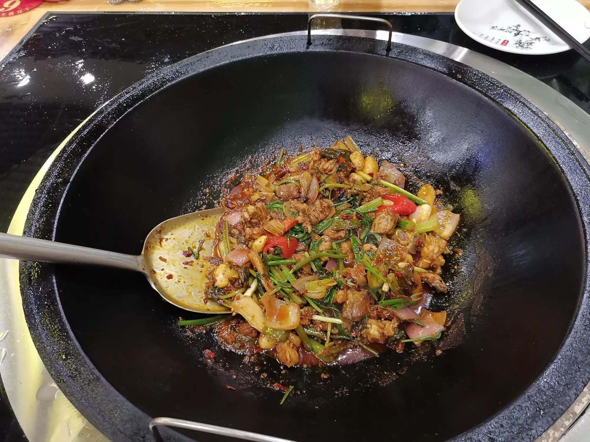 贵州贵阳青岩古镇旅游游记,贵州贵阳青岩古镇迎参观热潮