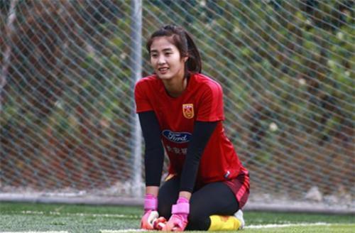 足球运动员赵丽娜学历,足球运动员赵丽娜背景资料