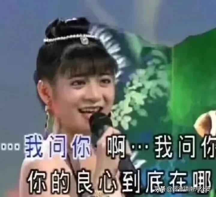 高价抢到口罩,结果打开一看愣了,还有这些似曾相识的东西你见过吗?