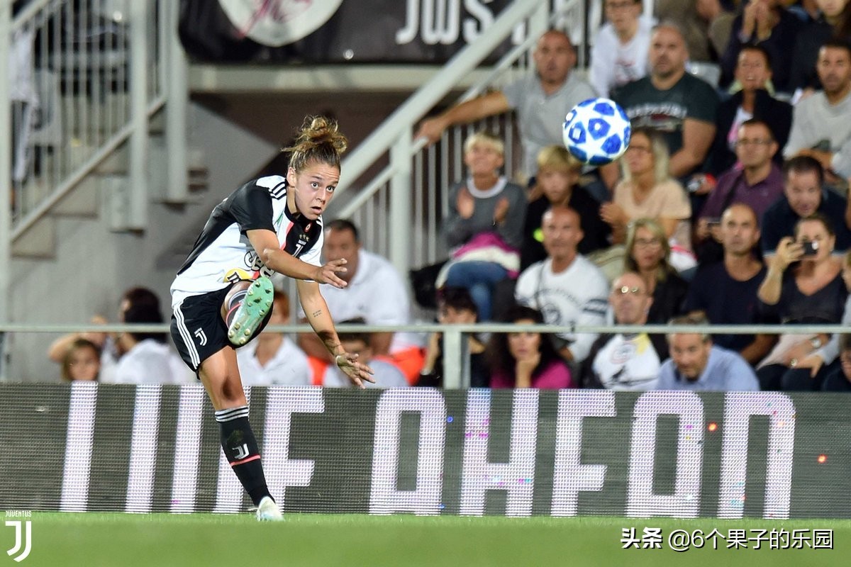 尤文女足三连冠视频,尤文图斯女足庆祝夺冠