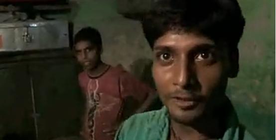 印度穷人下水道里淘金,印度穷人淘金