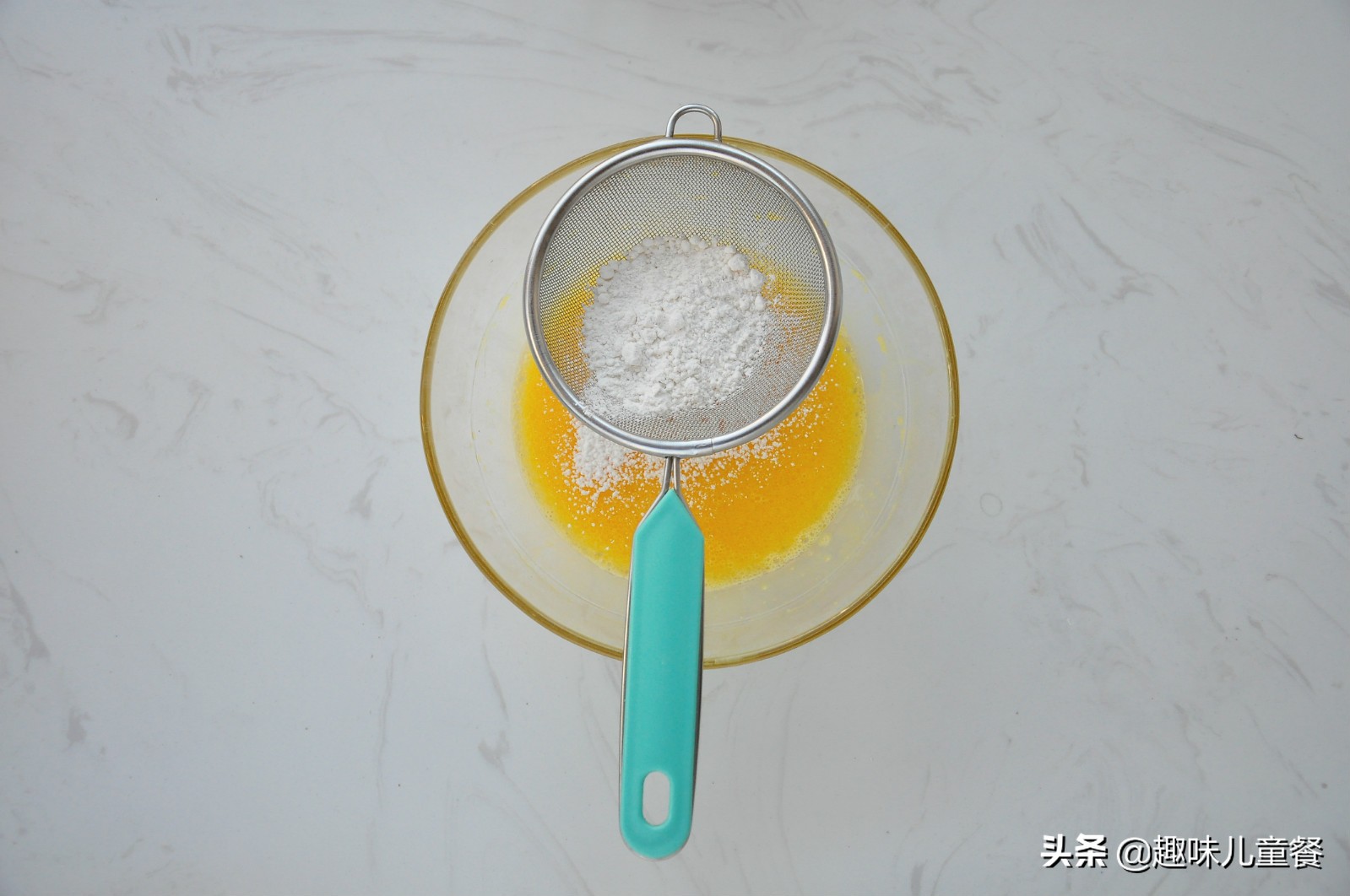 超萌兔蛋糕制作过程,怎么给兔兔做生日蛋糕