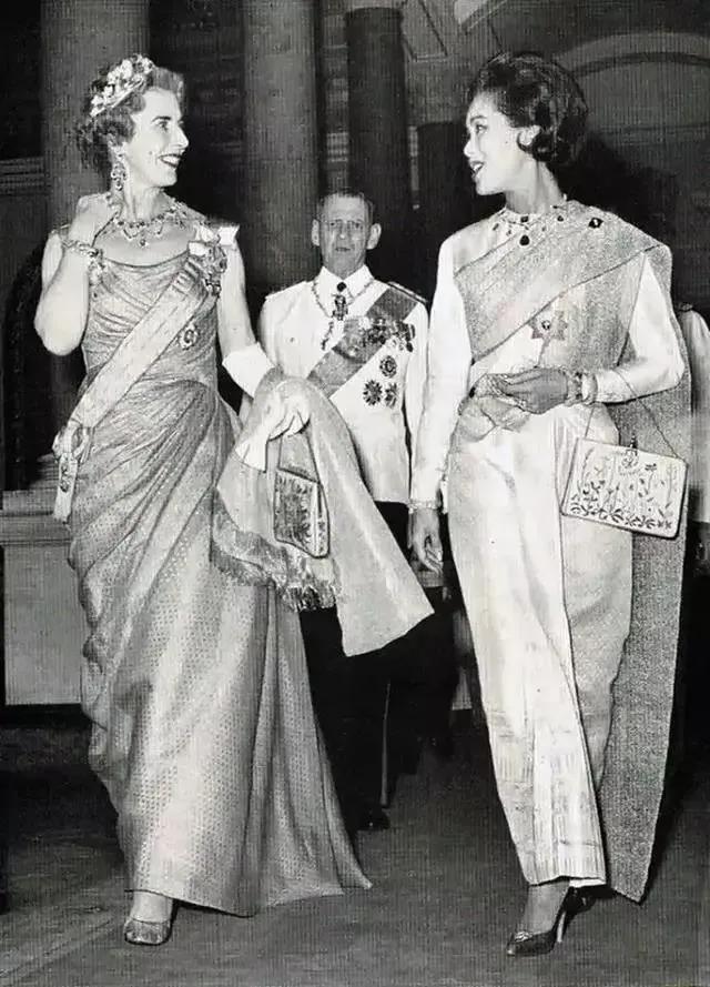 有其母必有其子粤语,泰国国王为什么疼爱小儿子