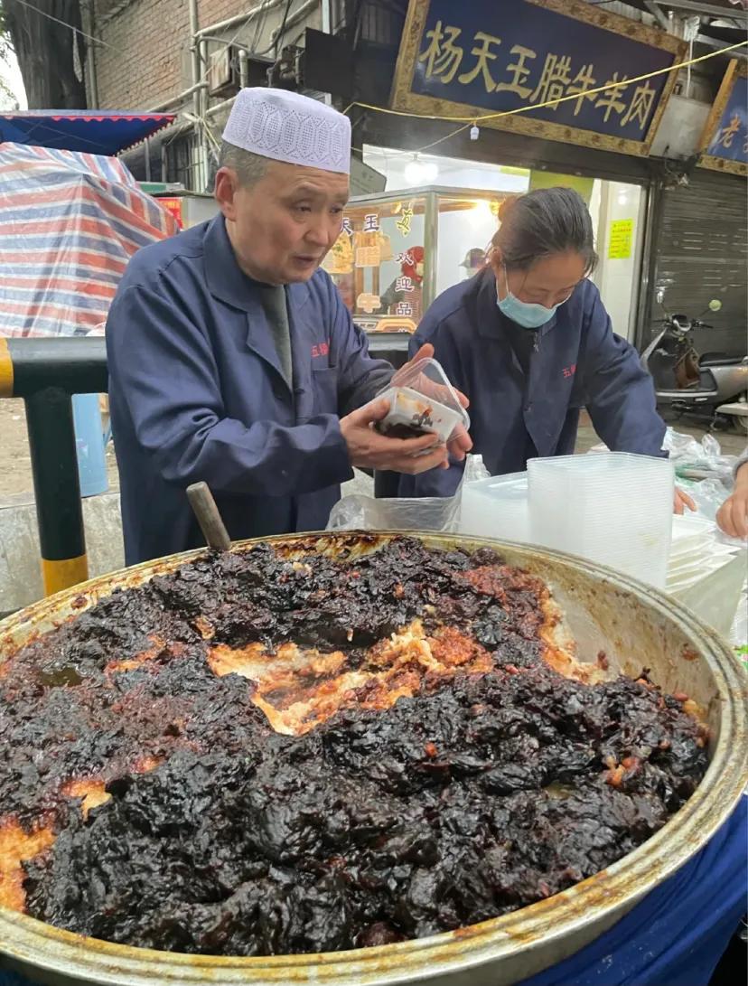 国内专坑游客的8条美食街,国内专坑游客的10条美食街