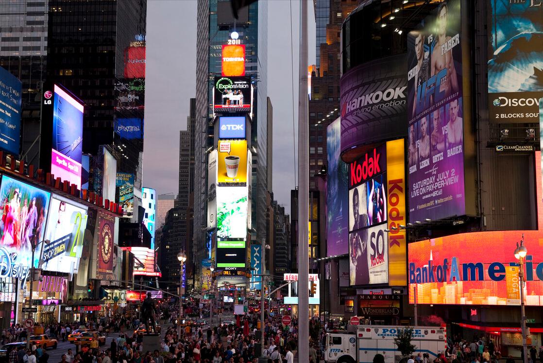 娱乐至死的年代还能疯狂多久,娱乐至死的年代小说