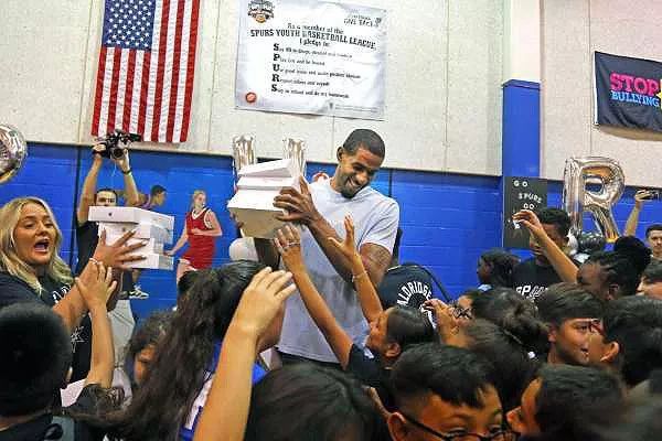 阿尔德里奇为何在马刺迷失了,阿尔德里奇对马刺的看法