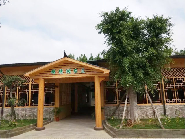 368元抢原价799元徐家庄旅游度假村~豪华木屋山景房+早餐+门票等