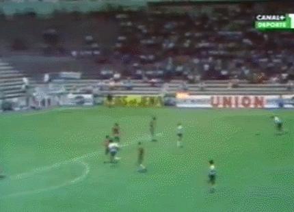 盖德穆勒单赛季德甲进球纪录,足球100大球星排名穆勒