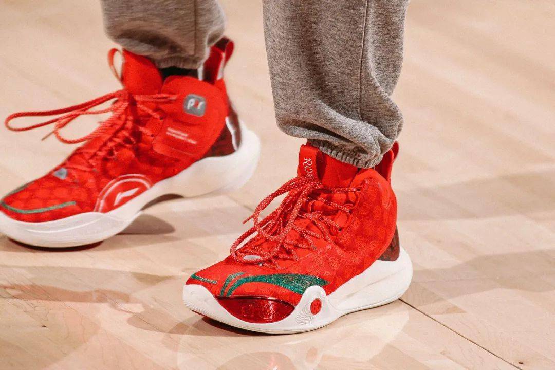 CJ1代终于要来了，新款板鞋时尚度满分，李宁这波新品太诱人