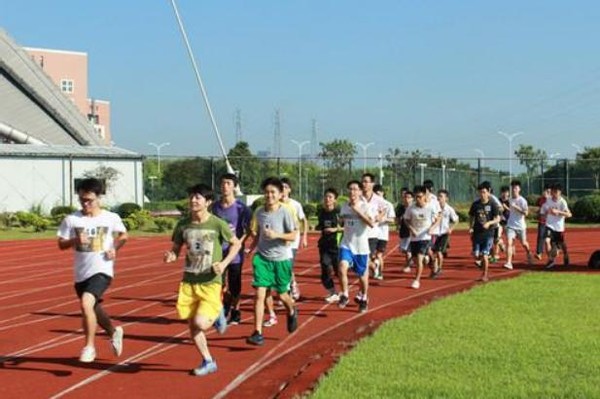 大学里常见几种骗局,大学里面卖笔的骗局