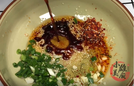 如何做一碗清淡又好吃的面条,用鱼做的面条鲜香味美做法简单